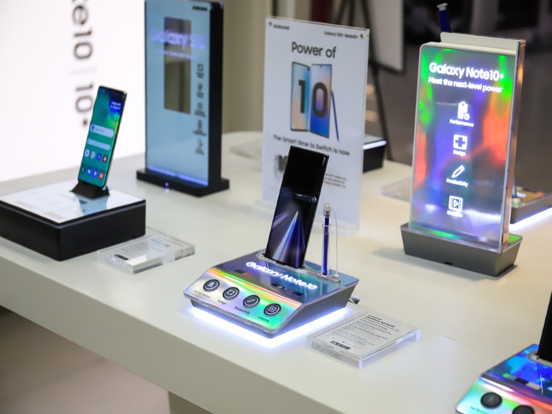 Samsung Concept Store-mobile