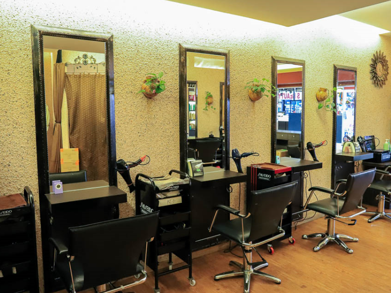 In Red Hair Salon
